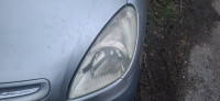 xsara picasso 2.0 hdi prednji farovi