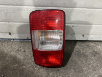 ZADNJA DESNA LAMPA VW CADDY 2010 2K