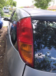 zadnje lampe ford focus