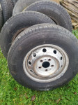 215/65 r16 kao nove teretna