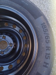 185/65 R15 Guma sa felgom - rezervni kotač; rupe 4x100, 1 kom.