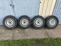 ČELIČNE FELGE SA GUMAMA 215/65 R16C- 4 kom.