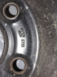 Čelične felge za Kia Ceed  6.5 Jx16 ET51 i zimska gume 205/55 R16 91H