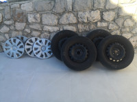 Original Toyota čelične felge 15'' rupe 4, 4 kom. s ratkapama i gumama