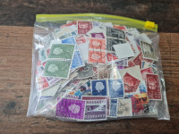 Veliki lot poštanskih maraka - NIZOZEMSKA    1 litra  (18)