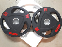 gumirani utezi 2 x 10kg za olimpijsku šipku