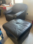 Crna Kožna Fotelja i Tabure