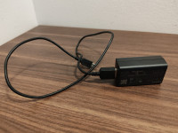 Sony AC-UUE12 Camera / Audio USB AC Adaptor 5V 1.5A