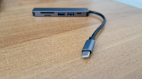 USB hub type C na USB 3, USB 2, USB C, HDMI, čitač kartica