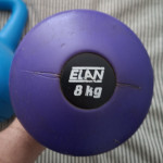 Girje 2x5kg i Elan bučica 8kg