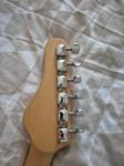 PRODAJEM Vrat Fender Stratocaster Classic