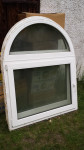 Prodajem 2 PVC plasticna prozora sa lukom/voltom u odlicnom stanju!