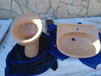 WC školjka i umivaonik