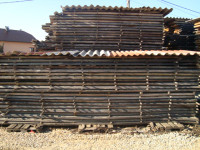 stolarska građa daske fosne hrasta ,oraha ,lipe i kestena .