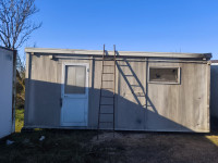 KONTEJNER SA WC I TUŠEVIMA