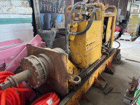 STROJ ZA HORIZONTALNO BUŠENJE ZAMJENA