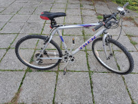 Bicikl - Biciklo Trek