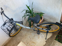 Bicikla sa punim gumama