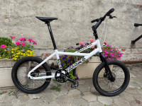 Prodajem bicikl Cannondale Hooligan!