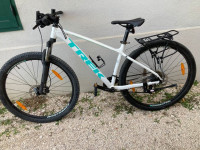 Prodajem trek biciklu u odličnom stanju!