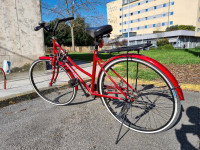Ženski gradski bicikl (očuvan)