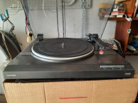 gramofon Telefunken HS650
