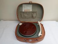 Supraphon Artia, gramofon u koferu,1960. g, neispravan, popravljiv