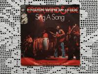 Earth, Wind & Fire - Sing A Song (7", Single)