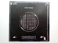 Kraftwerk "Radio-Activity", gramofonska ploča, Jugoton 1976.