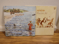 LP ploče Genesis - Foxtrot i A Trick of the Tail (prog rock)