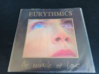 Singlica: Eurythmics – The Miracle Of Love  (odlično očuvana)