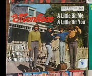 Tri singla the Monkees i jedan Beach Boys
