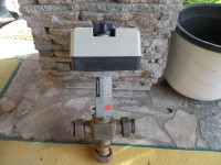 Troputni ventil elektromotorni Honeywell DN 25