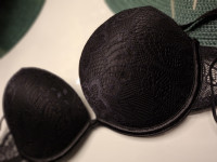 CRNI PAMUČNI GRUDNJAK 75 C  - NOVO