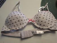 PAMUČNI GRUDNJAK vel 70 A - NOVO S ETIKETOM