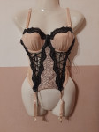 Ženski korzet s halterima