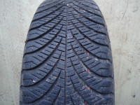 Gume cjelogodišnje Goodyear 185/65/15 2 kom.