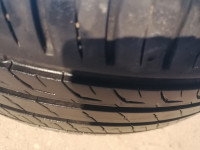 Guma ljetne Barum 215/55/18 1 kom.