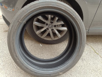 Gume ljetne Bridgestone 235/40/19 4 kom.