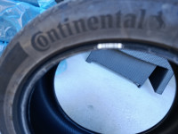 Gume ljetne Continental 235/45/18 4 kom.