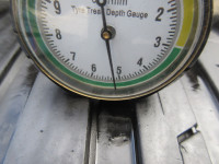 Gume ljetne Continental 285/40/22 4 kom.SUV XL110Y Šara 5mm DOT2623