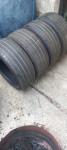Gume ljetne Goodyear 225/40/18 4 kom.