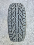 205/60/16 2 kom. zimske Taurus Winter DOT2723 8mm