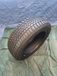 Gume zimske Bridgestone 205/55/16 2 kom.