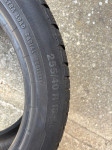 Gume zimske Continental 255/40/18 2 kom.