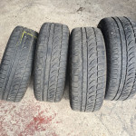 Gume zimske Dunlop 185/60/14 4 kom.