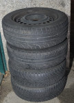 Gume zimske sa kotačima Dunlop 205/60/16 4 kom.