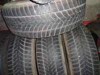 Gume zimske Dunlop 215/65/16 6 kom.