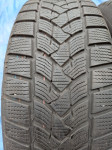 Gume zimske Dunlop 215/65/17, 4 kom. profil 7 mm.