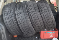 Gume zimske Goodride 205/65/16 4 kom.